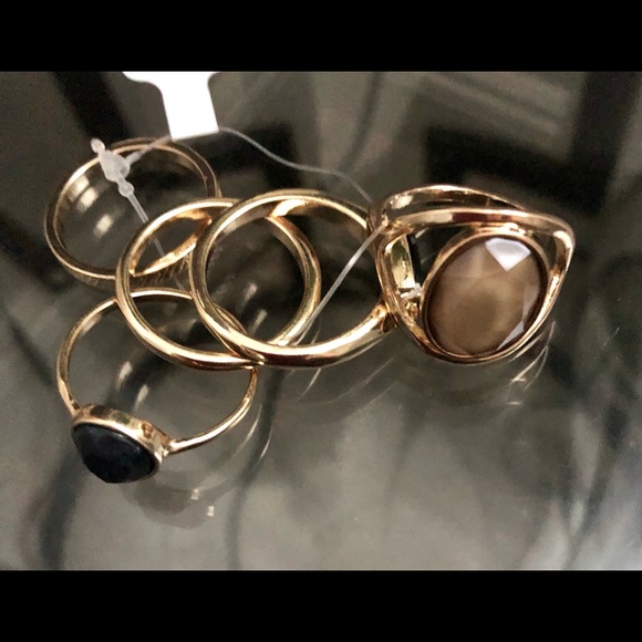 TORRID GRAY COCKTAIL RING SIZE 8 - Picture 4 of 7